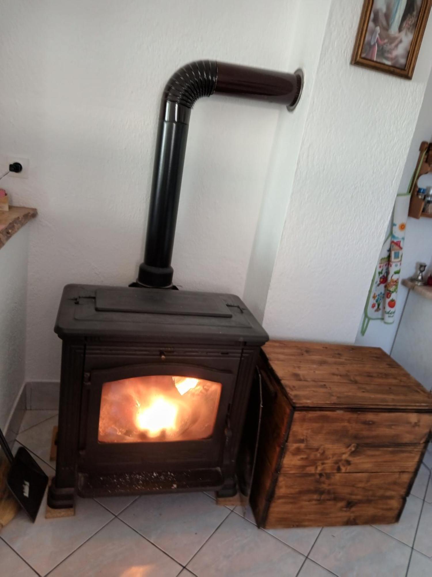 Apartman Pavelic Lovinac  Buitenkant foto