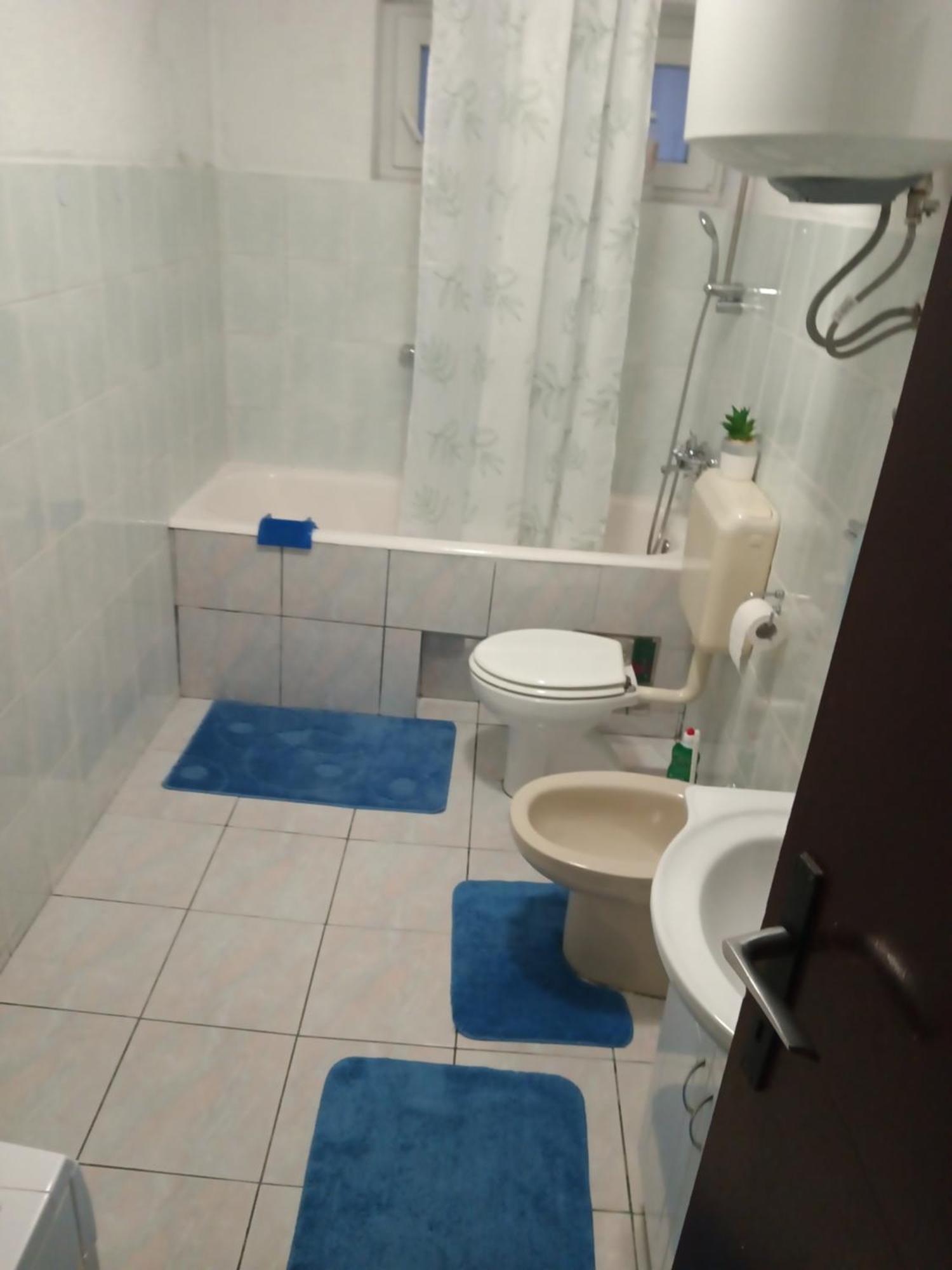 Apartman Pavelic Lovinac  Buitenkant foto